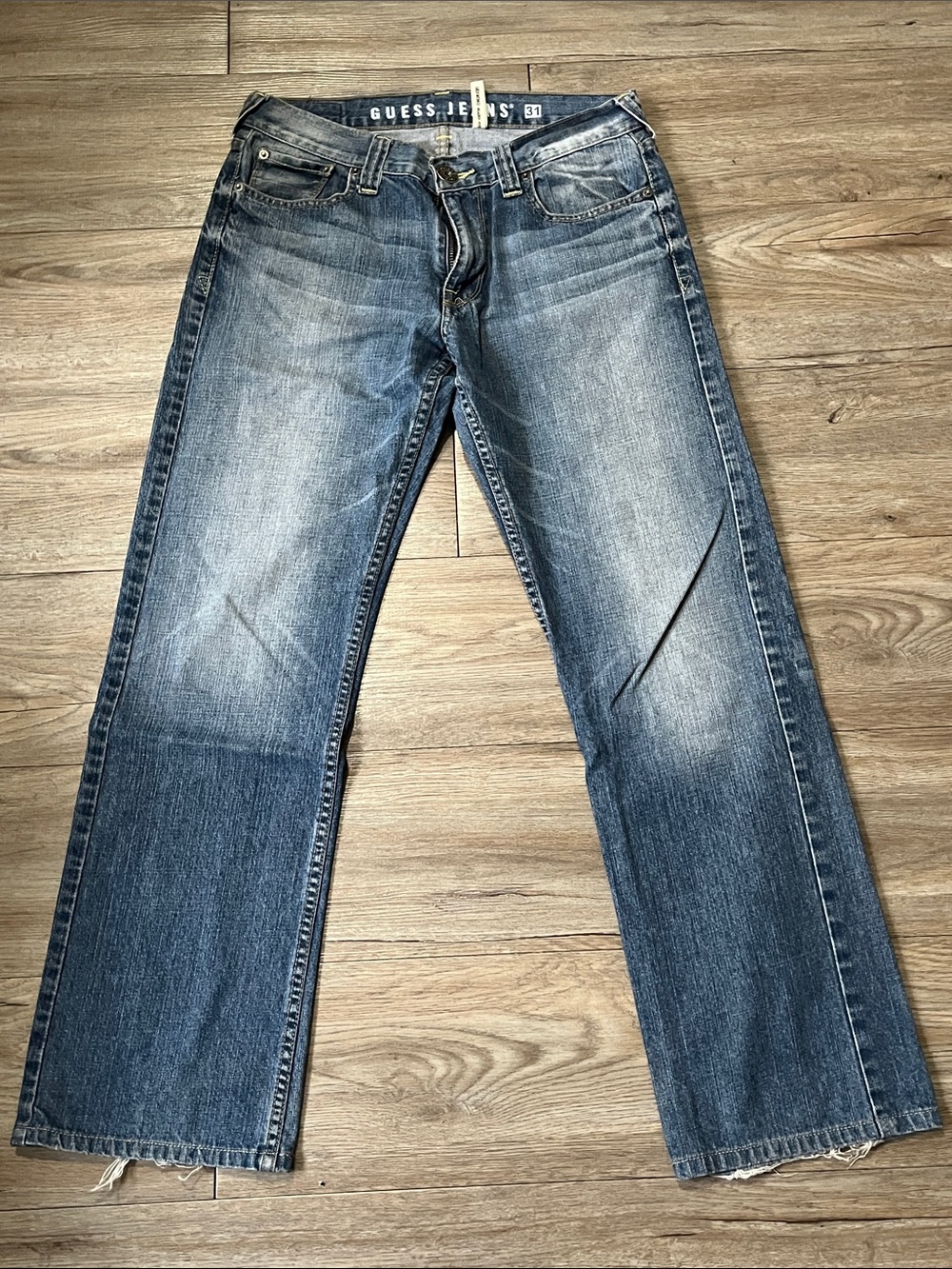 Guess Men's Straight-Leg Washed Blue Jeans